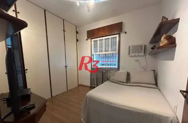 Casa com 3 dormitórios à venda, 250 m² por R$ 2.500.000,00 - Embaré - Santos/SP