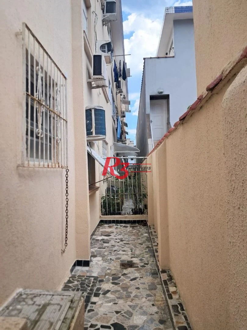 Apartamento com 2 dormitórios à venda, 67 m² por R$ 410.000,00 - Marapé - Santos/SP