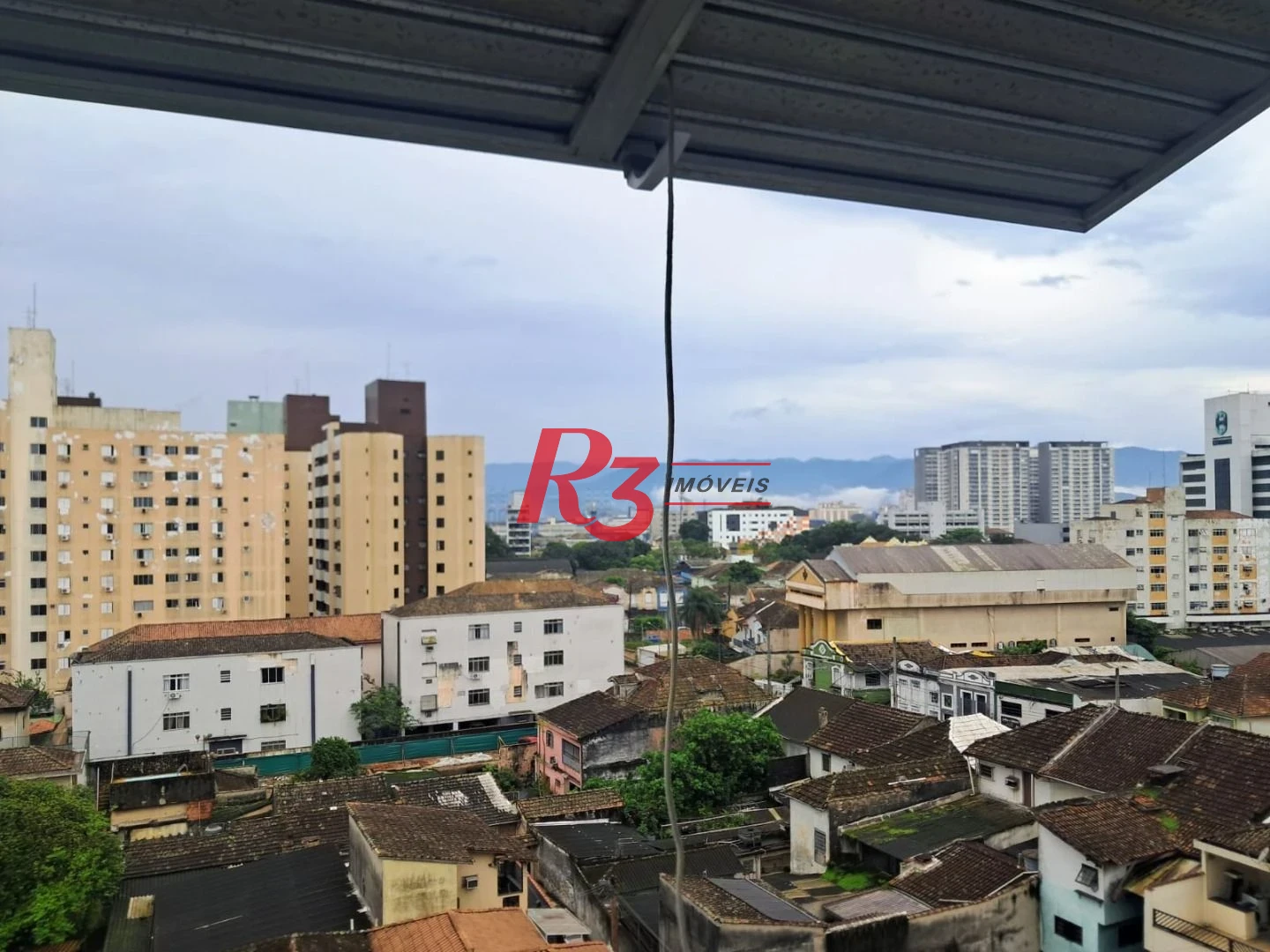 Apartamento com 3 dormitórios à venda, 75 m² por R$ 450.000,00 - Encruzilhada - Santos/SP