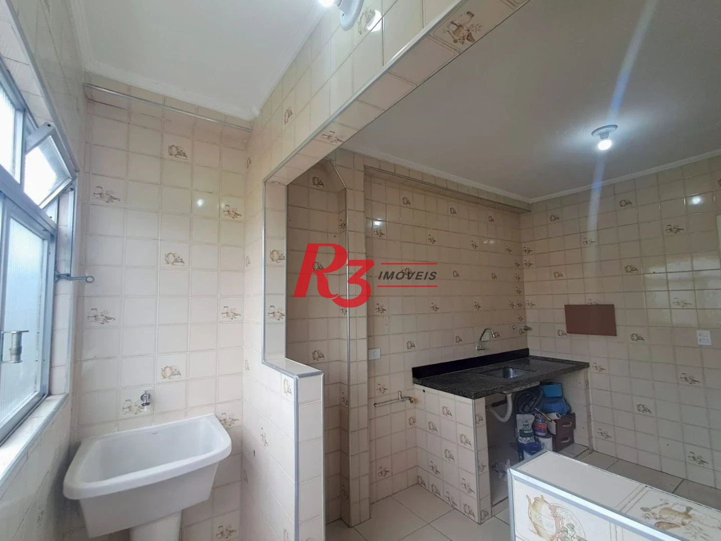 Apartamento com 3 dormitórios à venda, 75 m² por R$ 450.000,00 - Encruzilhada - Santos/SP