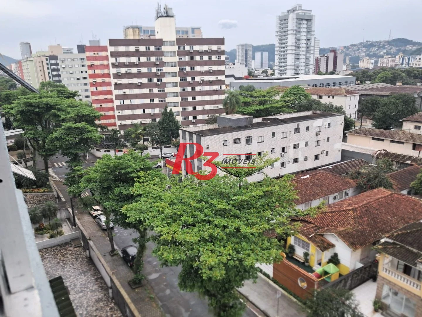 Apartamento com 3 dormitórios à venda, 75 m² por R$ 450.000,00 - Encruzilhada - Santos/SP