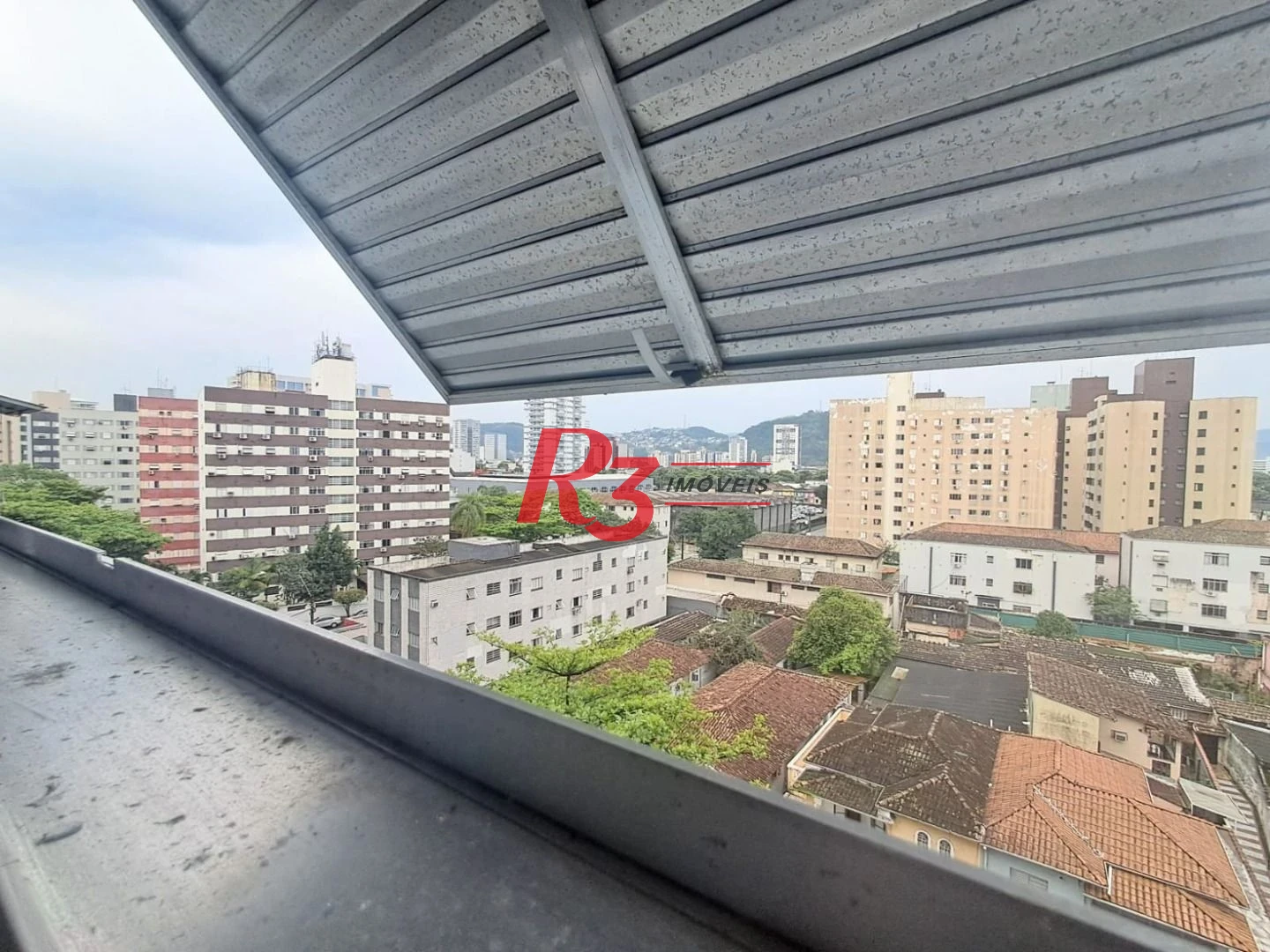 Apartamento com 3 dormitórios à venda, 75 m² por R$ 450.000,00 - Encruzilhada - Santos/SP