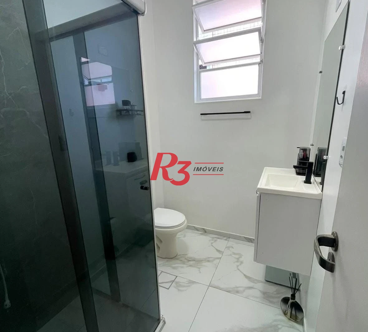Apartamento com 2 dormitórios à venda, 70 m² por R$ 440.000,00 - Aparecida - Santos/SP