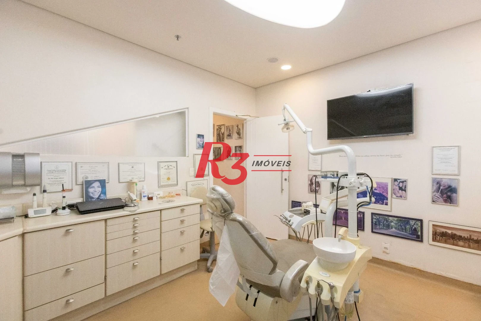 Sala à venda, 65 m² por R$ 1.200.000,00 - Gonzaga - Santos/SP