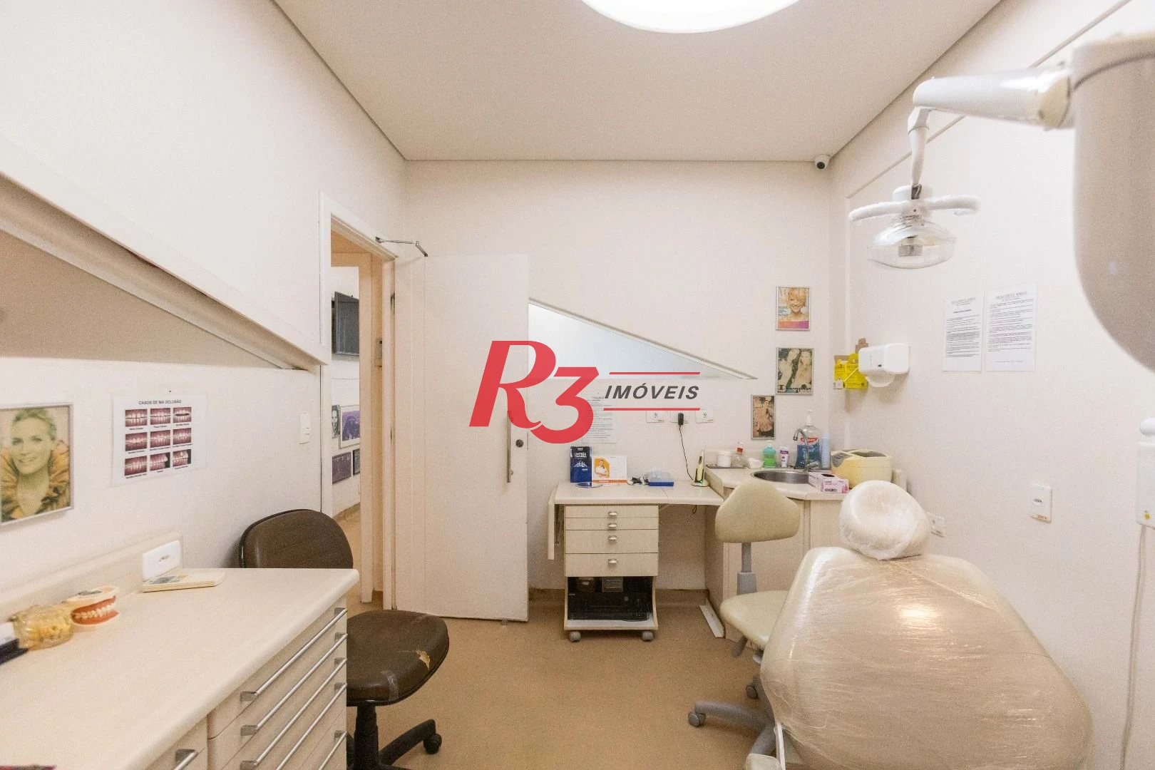 Sala à venda, 65 m² por R$ 1.200.000,00 - Gonzaga - Santos/SP