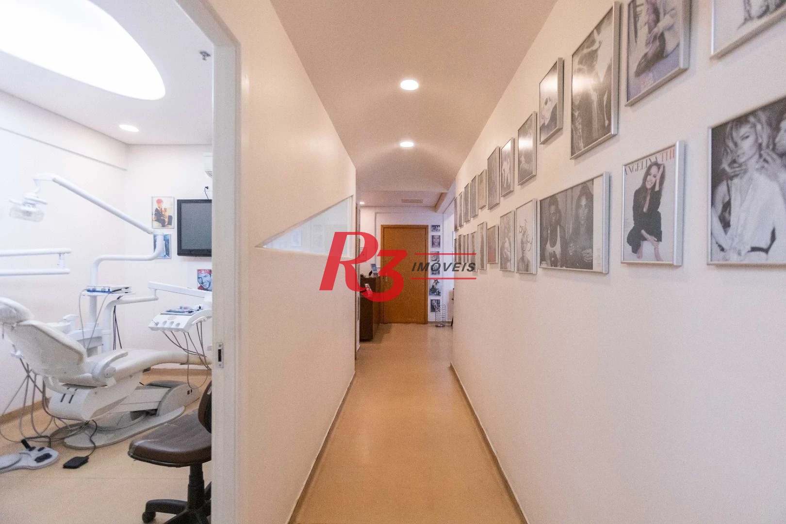Sala à venda, 65 m² por R$ 1.200.000,00 - Gonzaga - Santos/SP