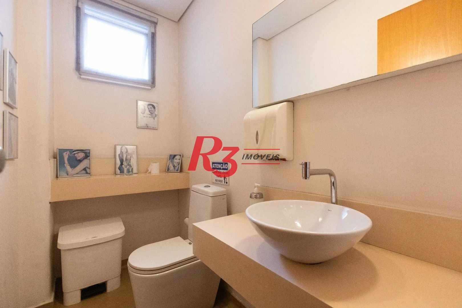 Sala à venda, 65 m² por R$ 1.200.000,00 - Gonzaga - Santos/SP