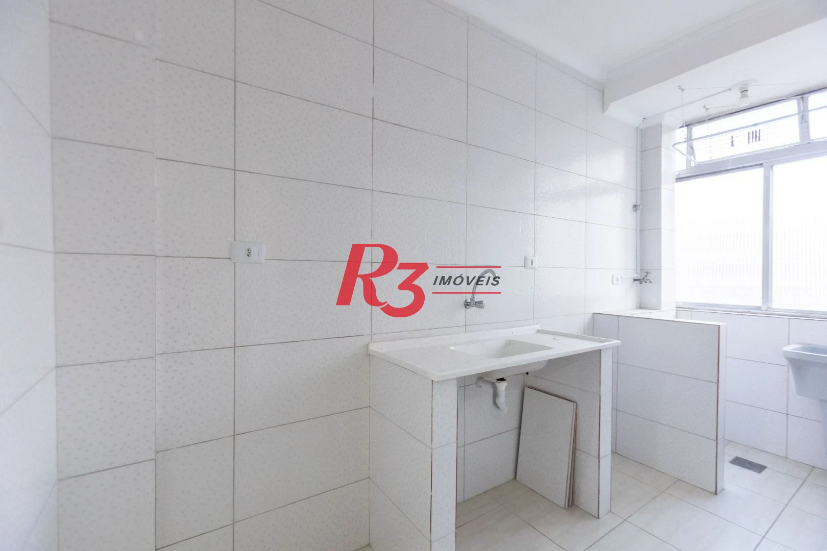 Apartamento com 1 dormitório à venda, 43 m² por R$ 380.000,00 - Embaré - Santos/SP