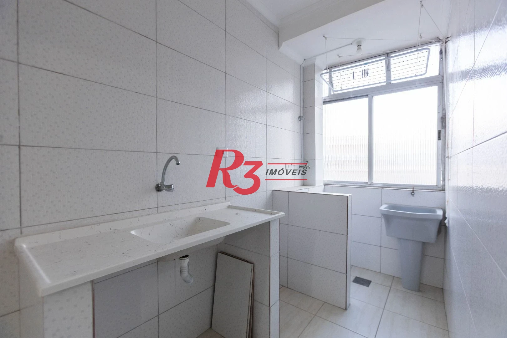 Apartamento com 1 dormitório à venda, 43 m² por R$ 380.000,00 - Embaré - Santos/SP