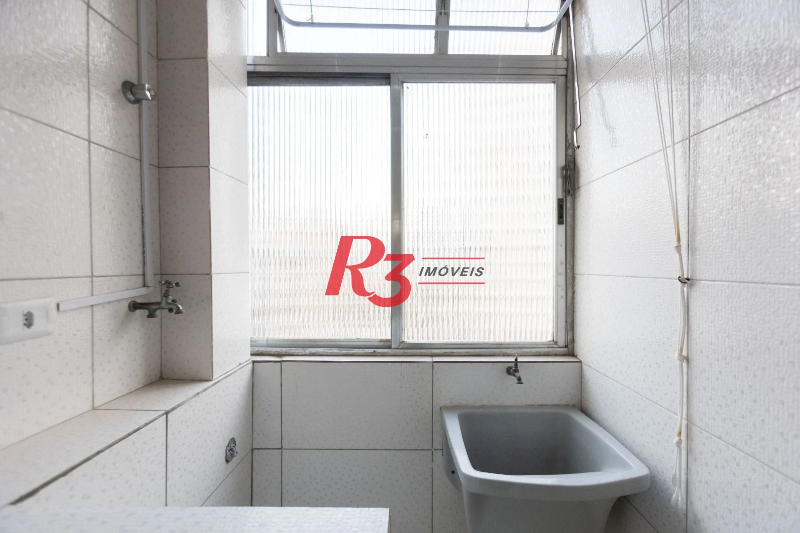 Apartamento com 1 dormitório à venda, 43 m² por R$ 380.000,00 - Embaré - Santos/SP