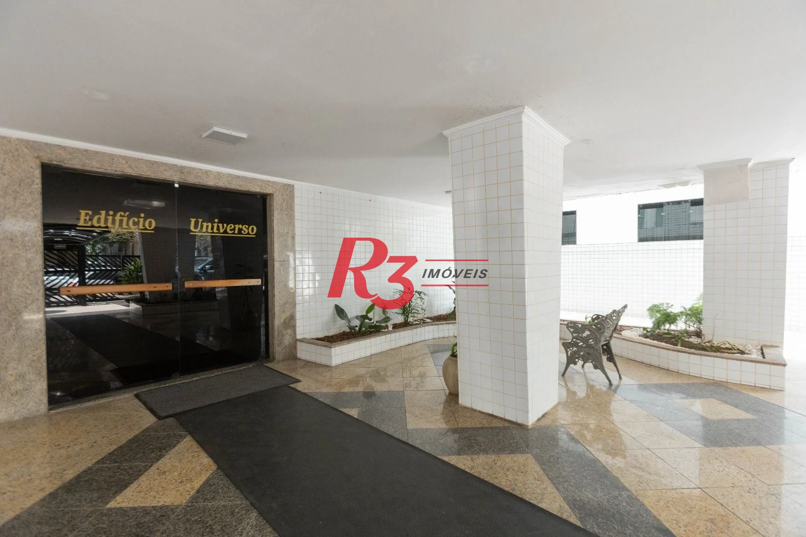 Apartamento com 1 dormitório para alugar, 48 m² por R$ 3.000,00/mês - Boqueirão - Santos/SP