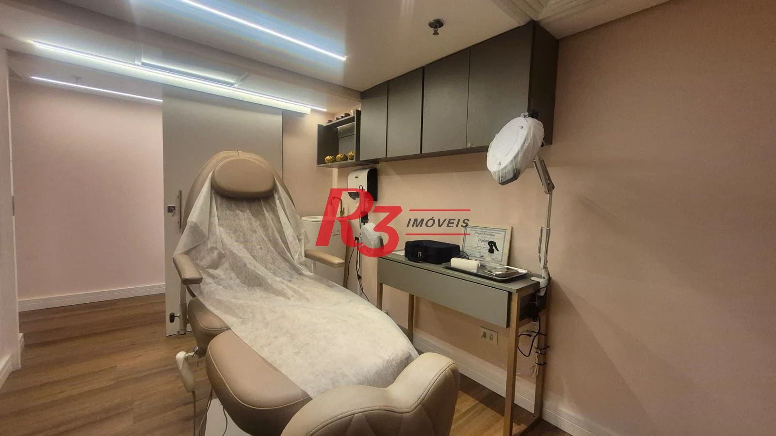 Loja à venda, 107 m² por R$ 700.000,00 - Gonzaga - Santos/SP
