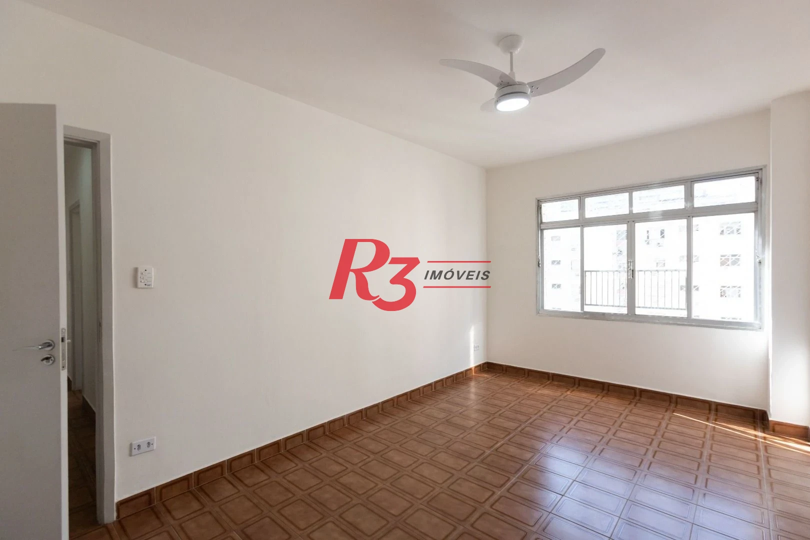 Apartamento com 1 dormitório para alugar, 54 m² por R$ 3.300,01/mês - Embaré - Santos/SP