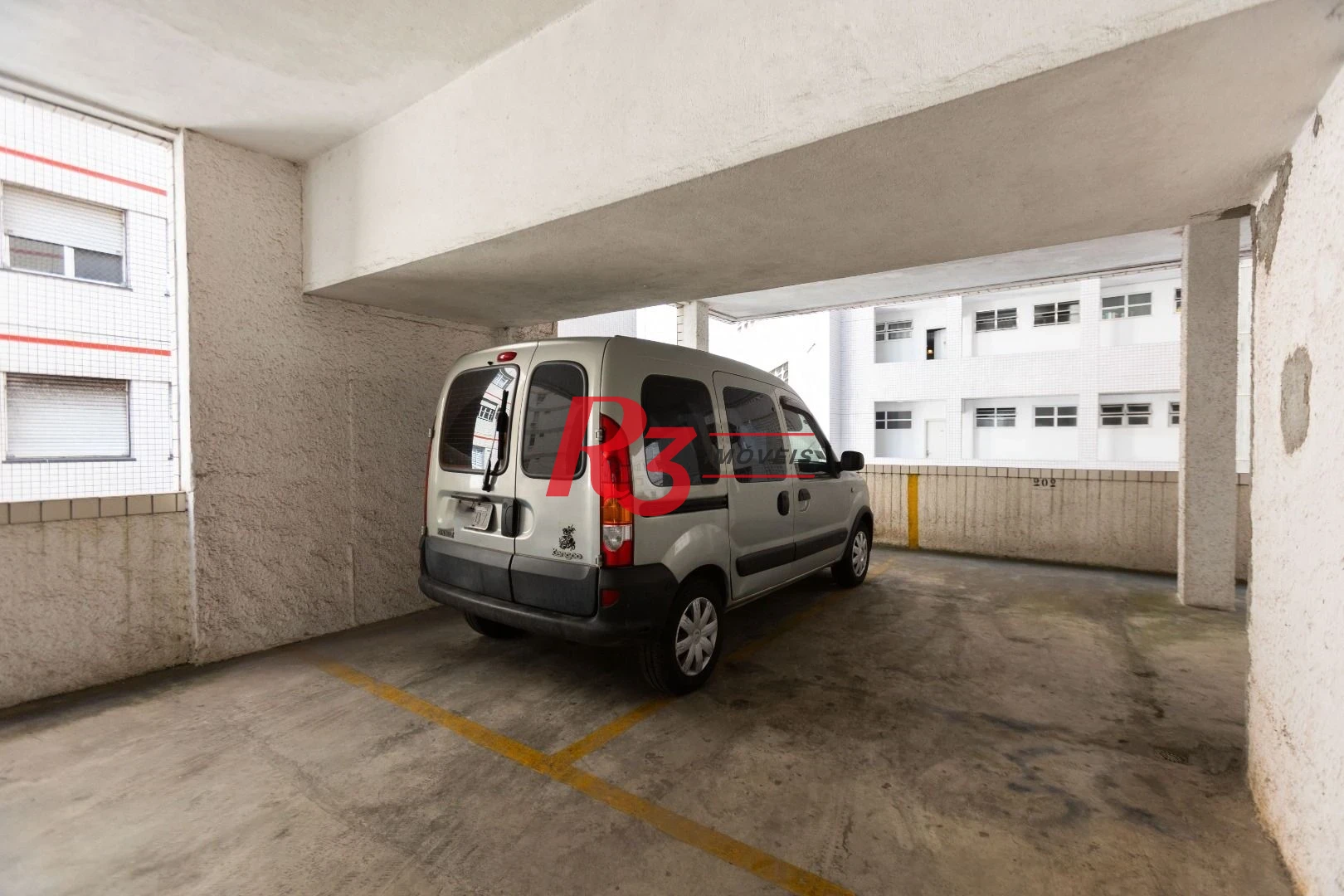 Apartamento com 1 dormitório para alugar, 54 m² por R$ 3.300,01/mês - Embaré - Santos/SP