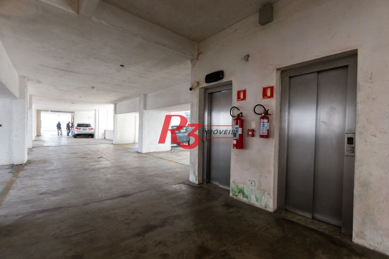 Apartamento com 1 dormitório para alugar, 54 m² por R$ 3.300,01/mês - Embaré - Santos/SP