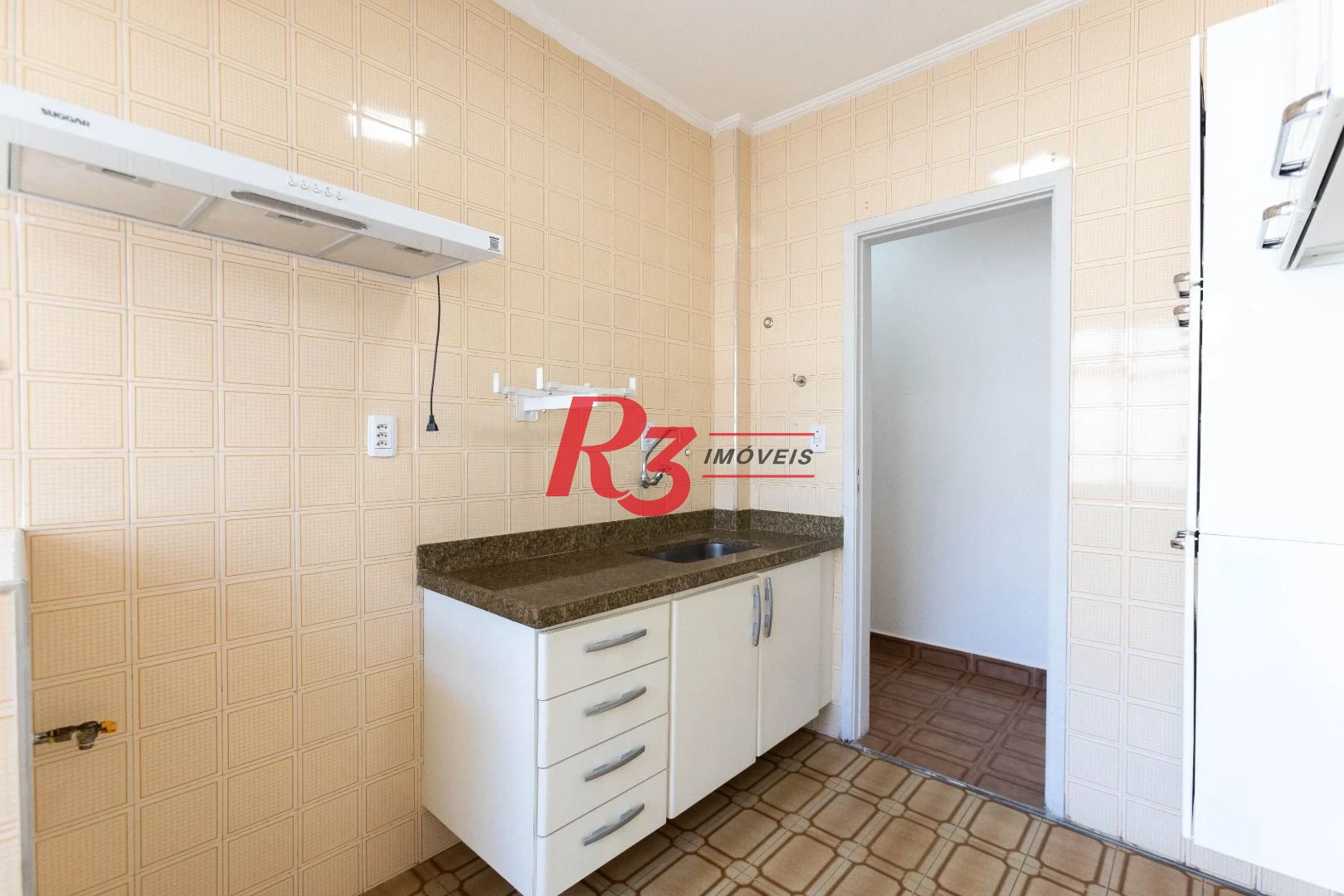 Apartamento com 1 dormitório para alugar, 54 m² por R$ 3.300,01/mês - Embaré - Santos/SP