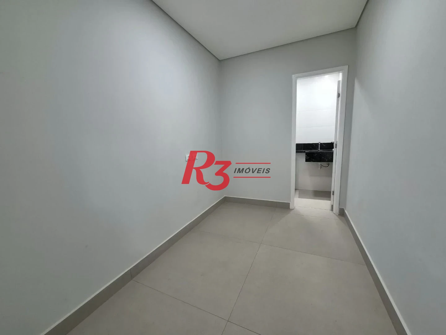Apartamento com 3 dormitórios à venda, 137 m² por R$ 1.390.000,00 - Gonzaga - Santos/SP