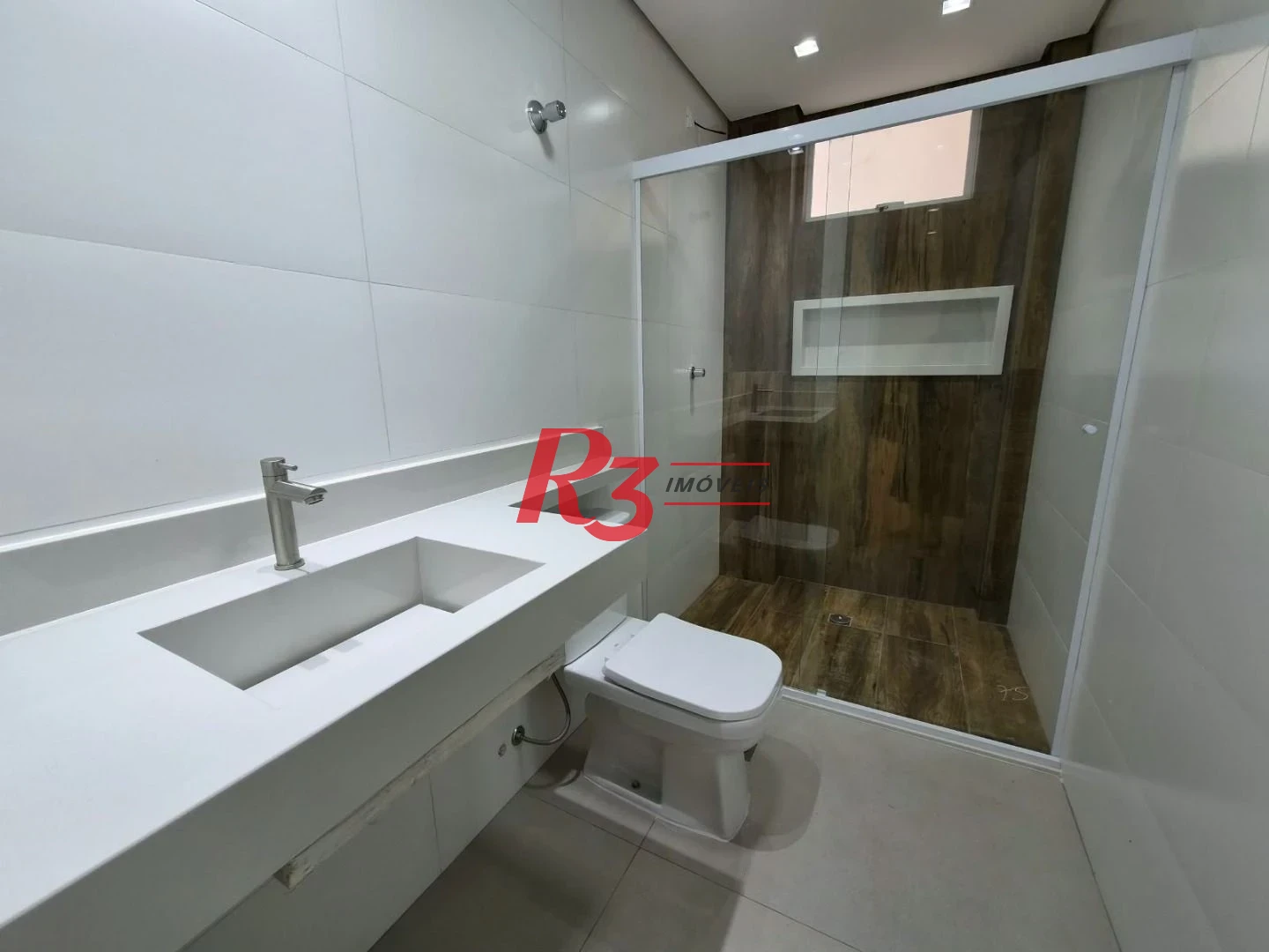 Apartamento com 3 dormitórios à venda, 137 m² por R$ 1.390.000,00 - Gonzaga - Santos/SP