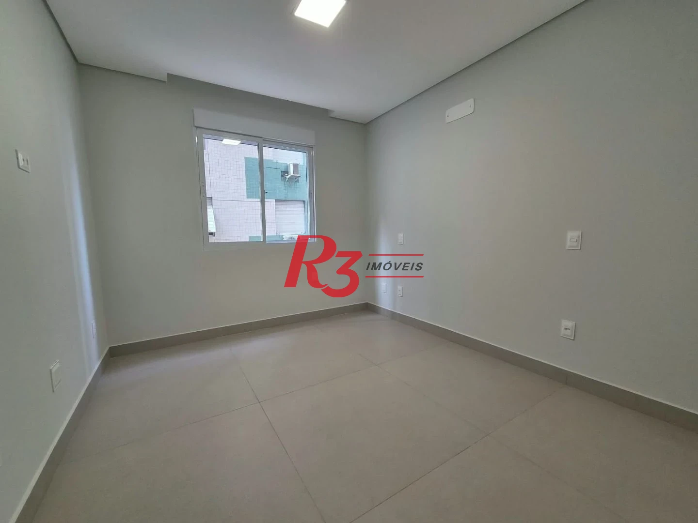 Apartamento com 3 dormitórios à venda, 137 m² por R$ 1.390.000,00 - Gonzaga - Santos/SP