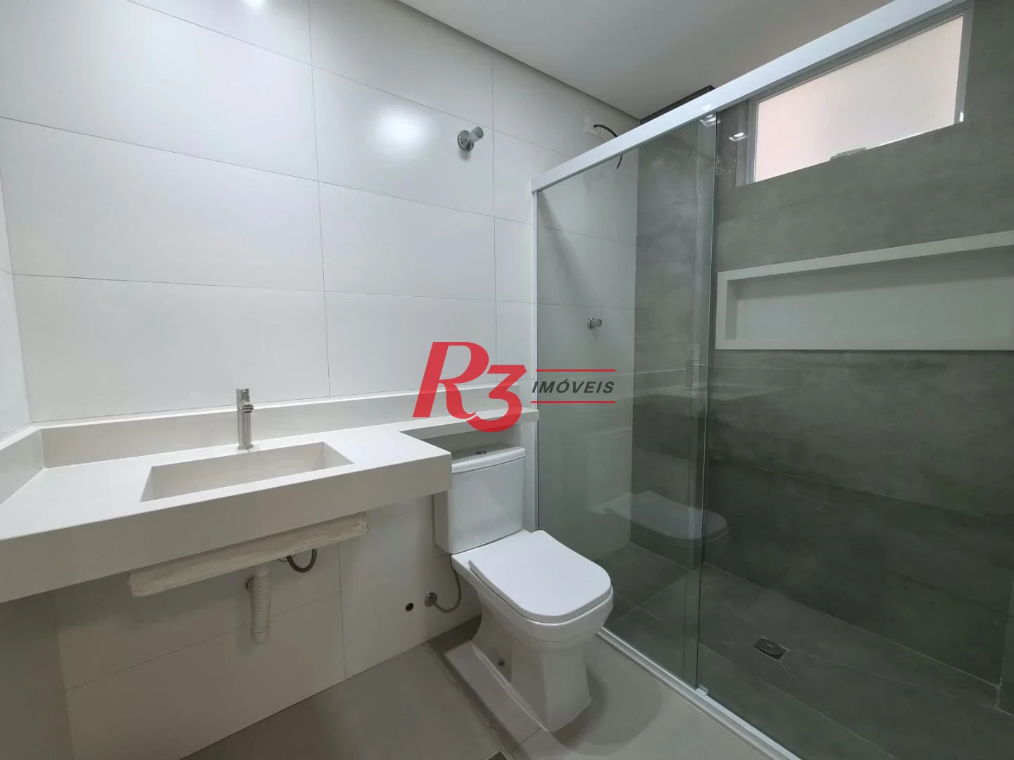 Apartamento com 3 dormitórios à venda, 137 m² por R$ 1.390.000,00 - Gonzaga - Santos/SP
