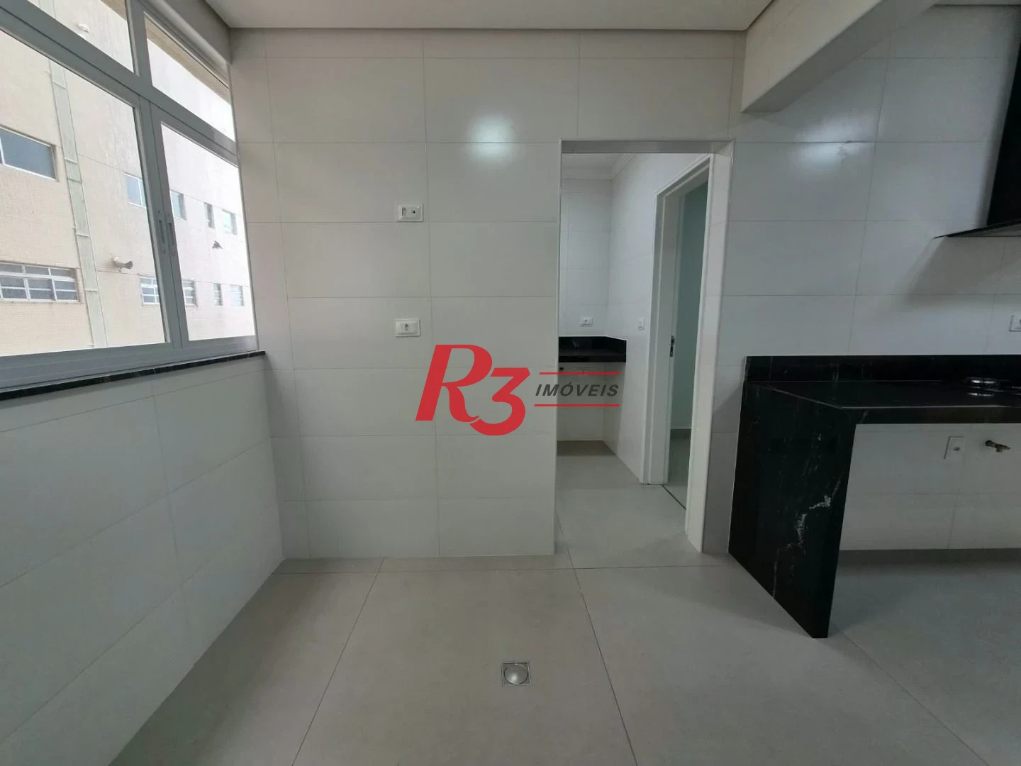 Apartamento com 3 dormitórios à venda, 137 m² por R$ 1.390.000,00 - Gonzaga - Santos/SP