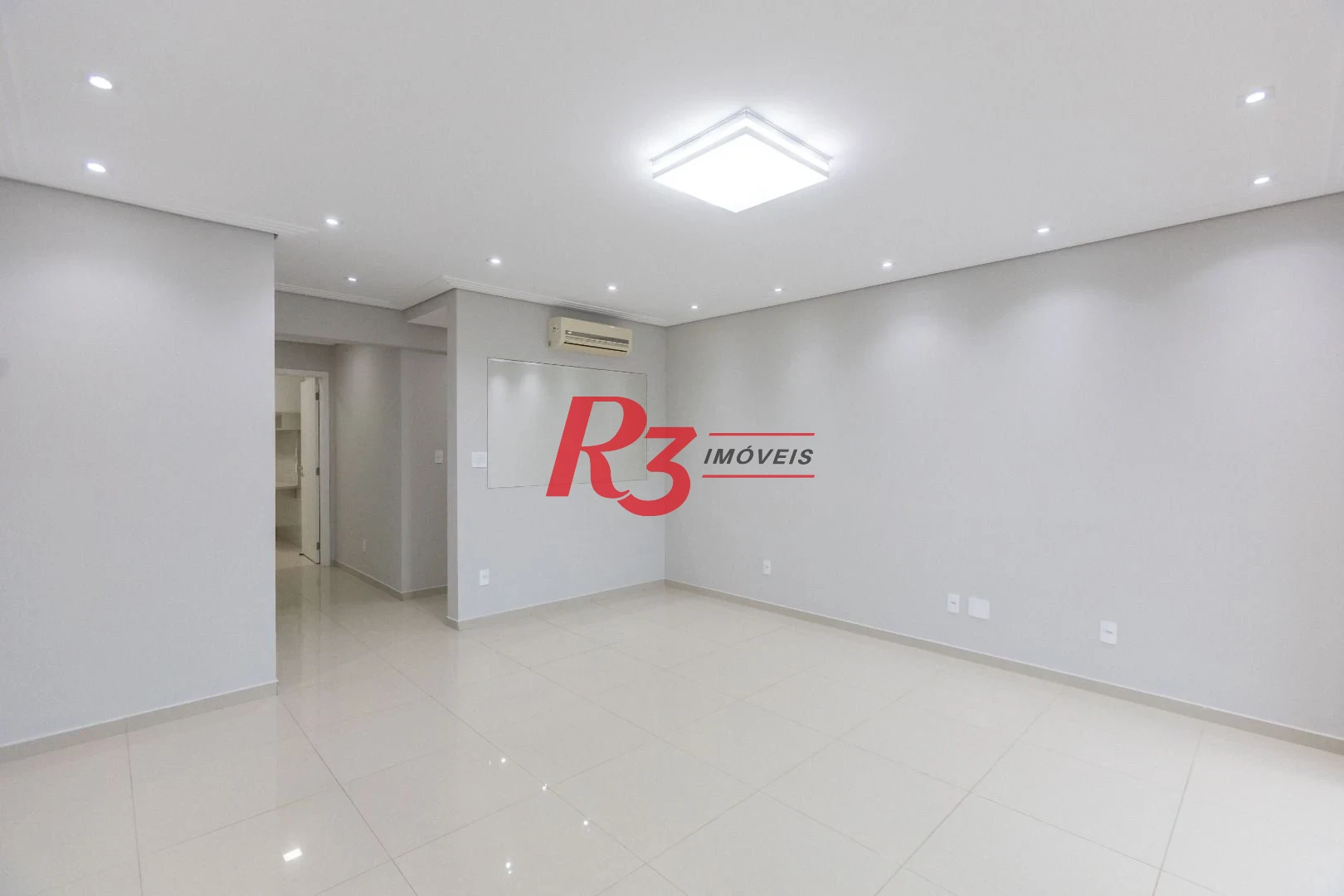 Apartamento com 3 dormitórios à venda, 110 m² por R$ 1.400.000,00 - Gonzaga - Santos/SP