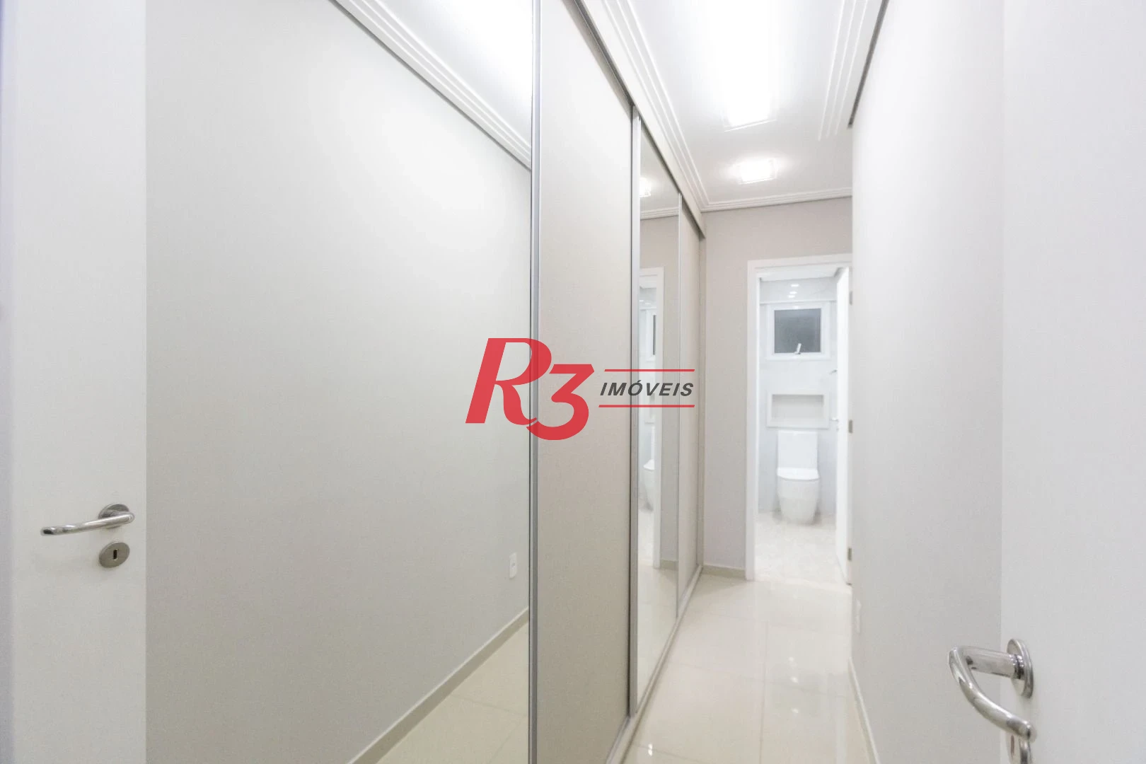 Apartamento com 3 dormitórios à venda, 110 m² por R$ 1.400.000,00 - Gonzaga - Santos/SP