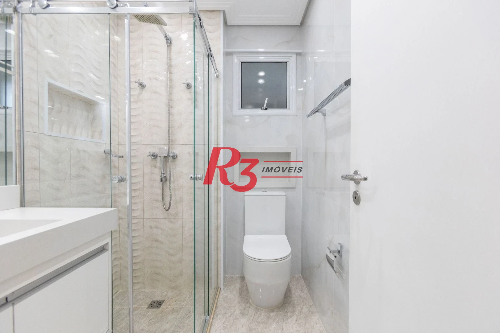 Apartamento com 3 dormitórios à venda, 110 m² por R$ 1.400.000,00 - Gonzaga - Santos/SP