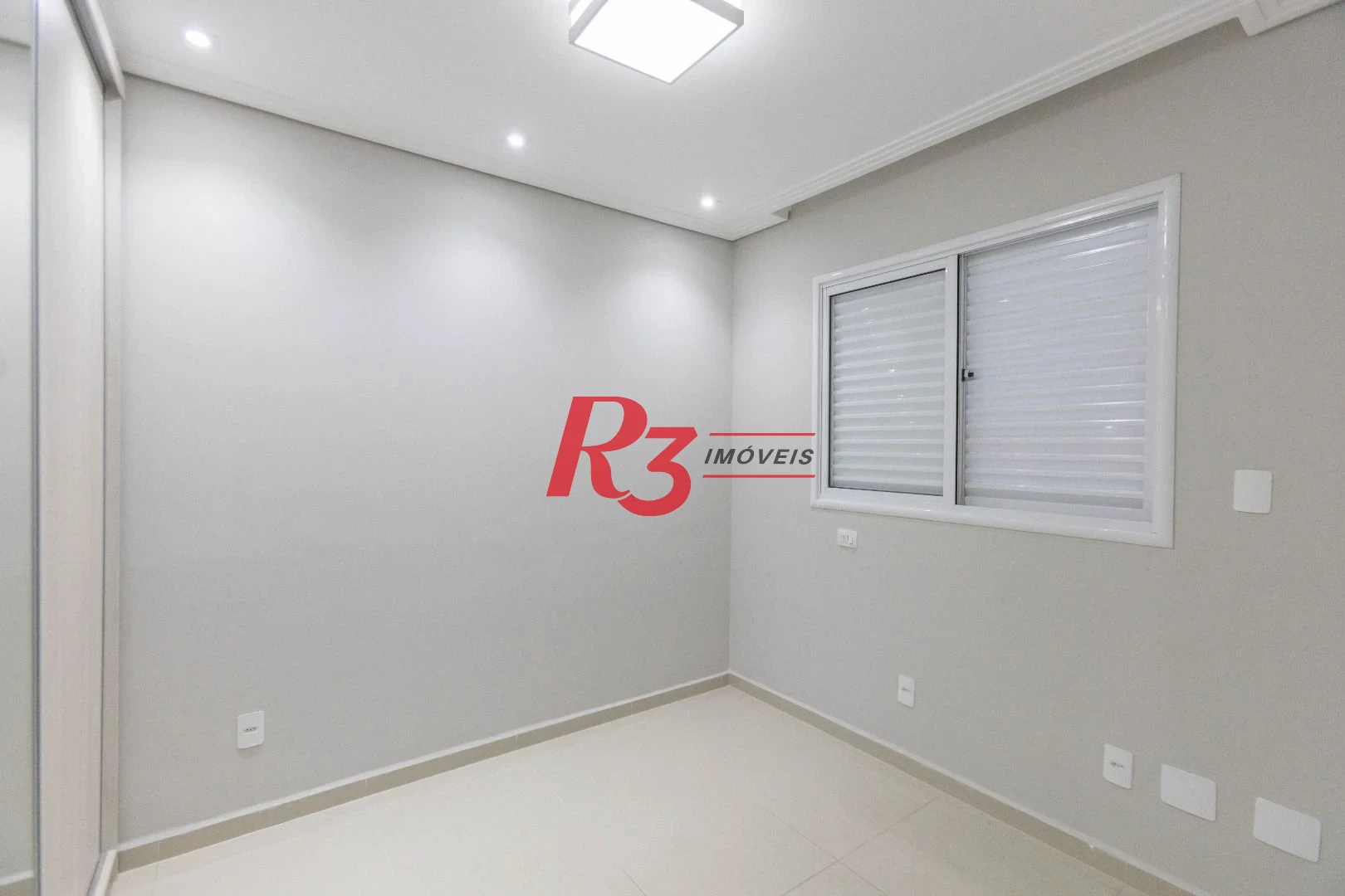 Apartamento com 3 dormitórios à venda, 110 m² por R$ 1.400.000,00 - Gonzaga - Santos/SP