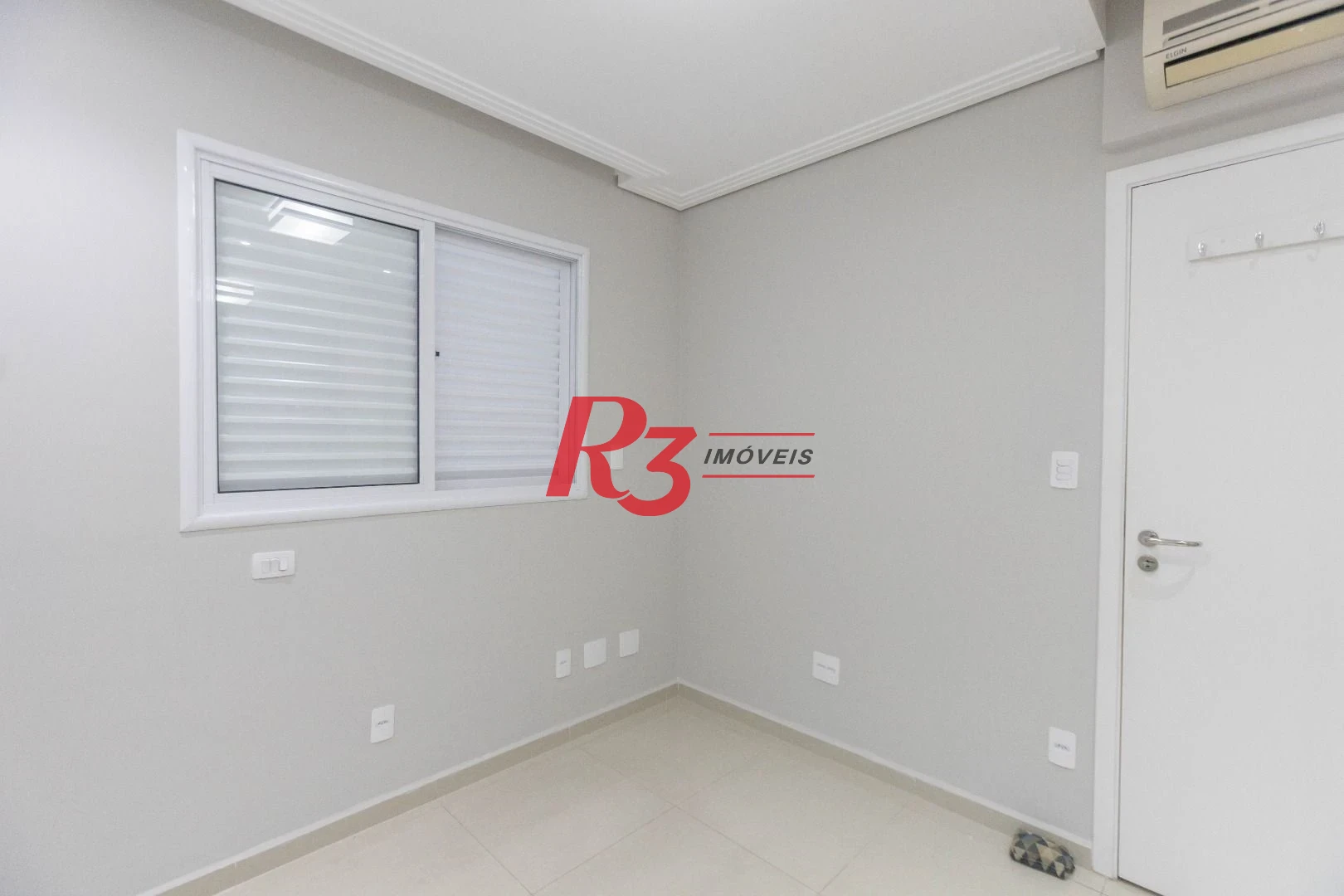 Apartamento com 3 dormitórios à venda, 110 m² por R$ 1.400.000,00 - Gonzaga - Santos/SP