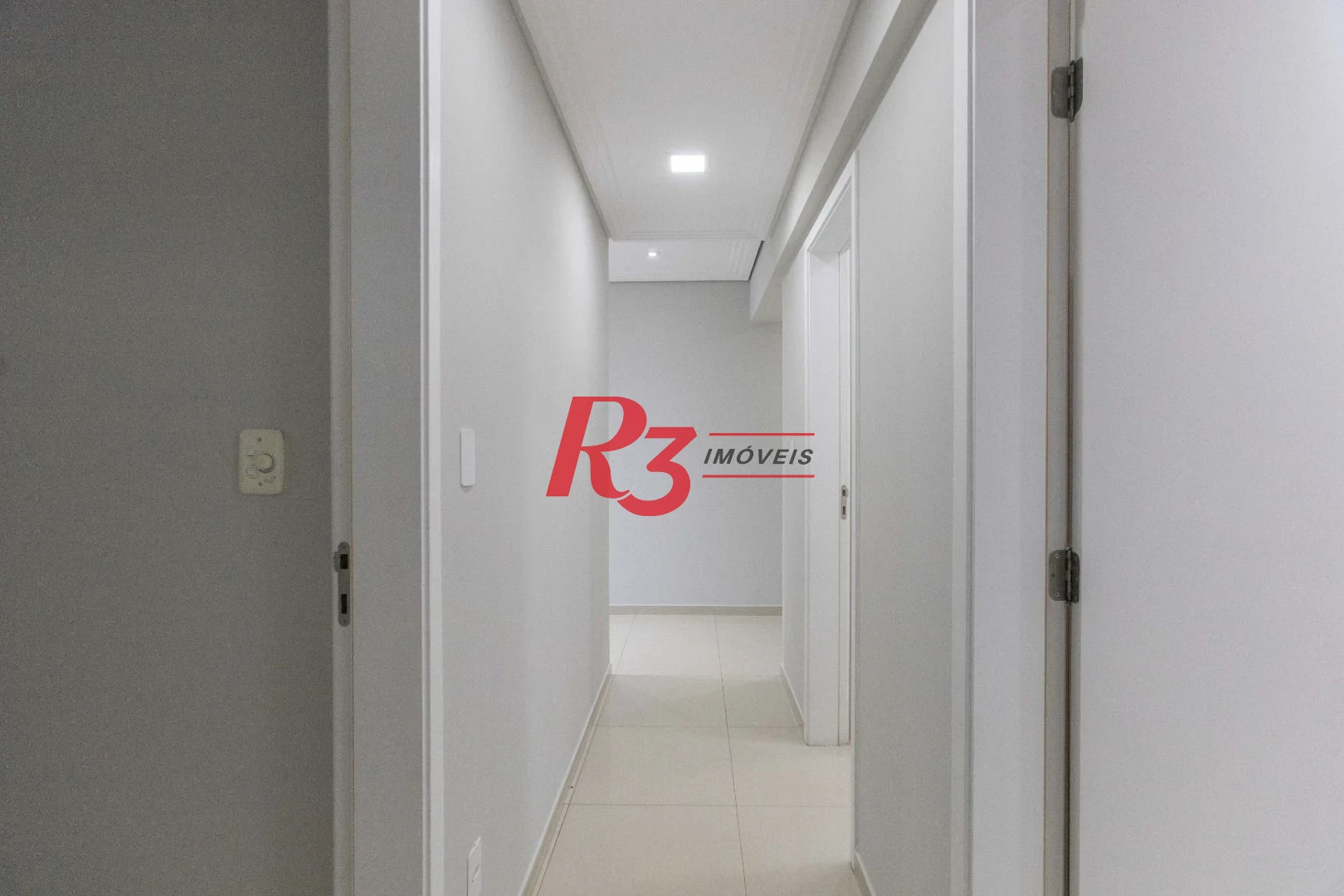 Apartamento com 3 dormitórios à venda, 110 m² por R$ 1.400.000,00 - Gonzaga - Santos/SP
