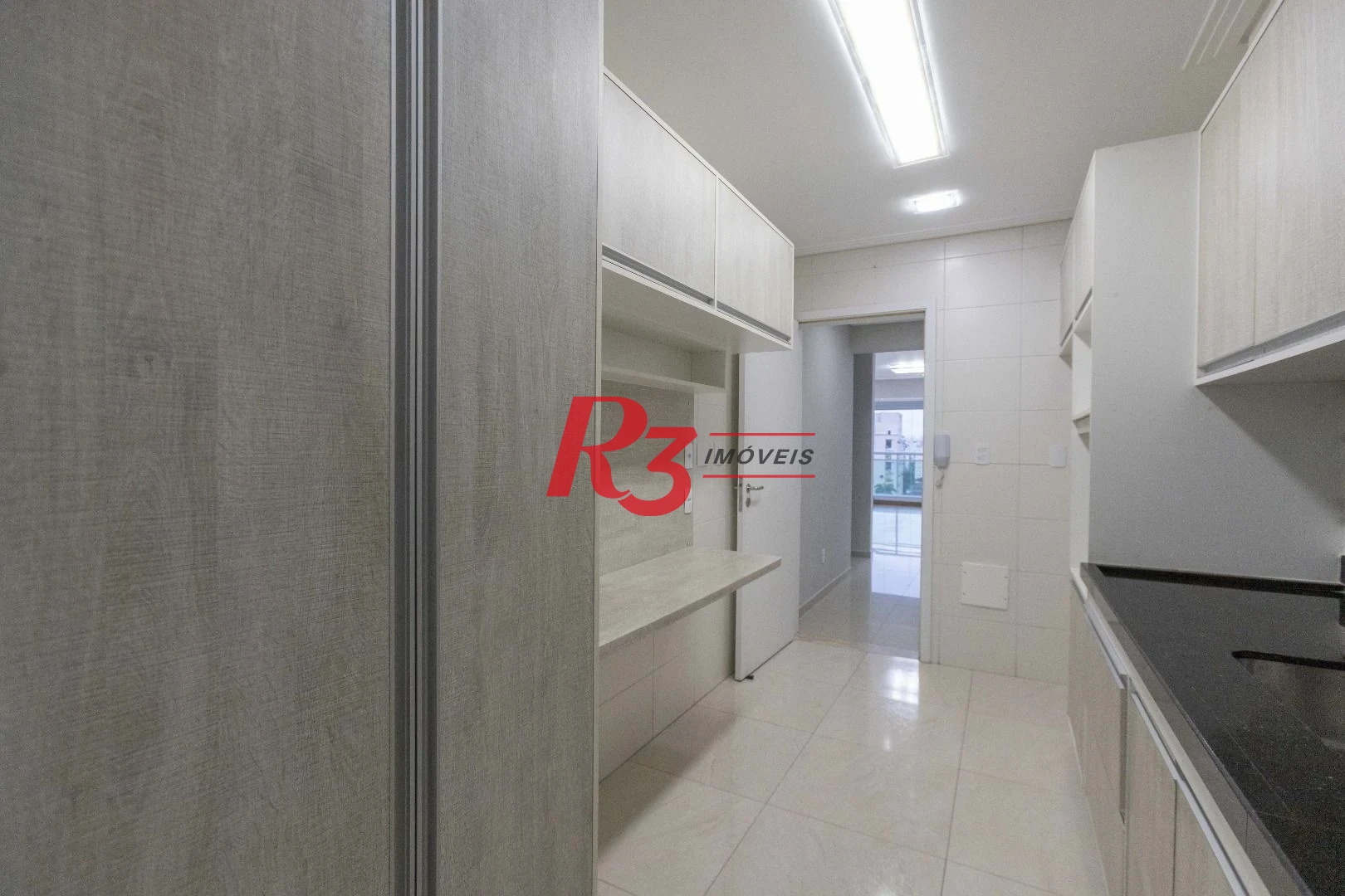 Apartamento com 3 dormitórios à venda, 110 m² por R$ 1.400.000,00 - Gonzaga - Santos/SP