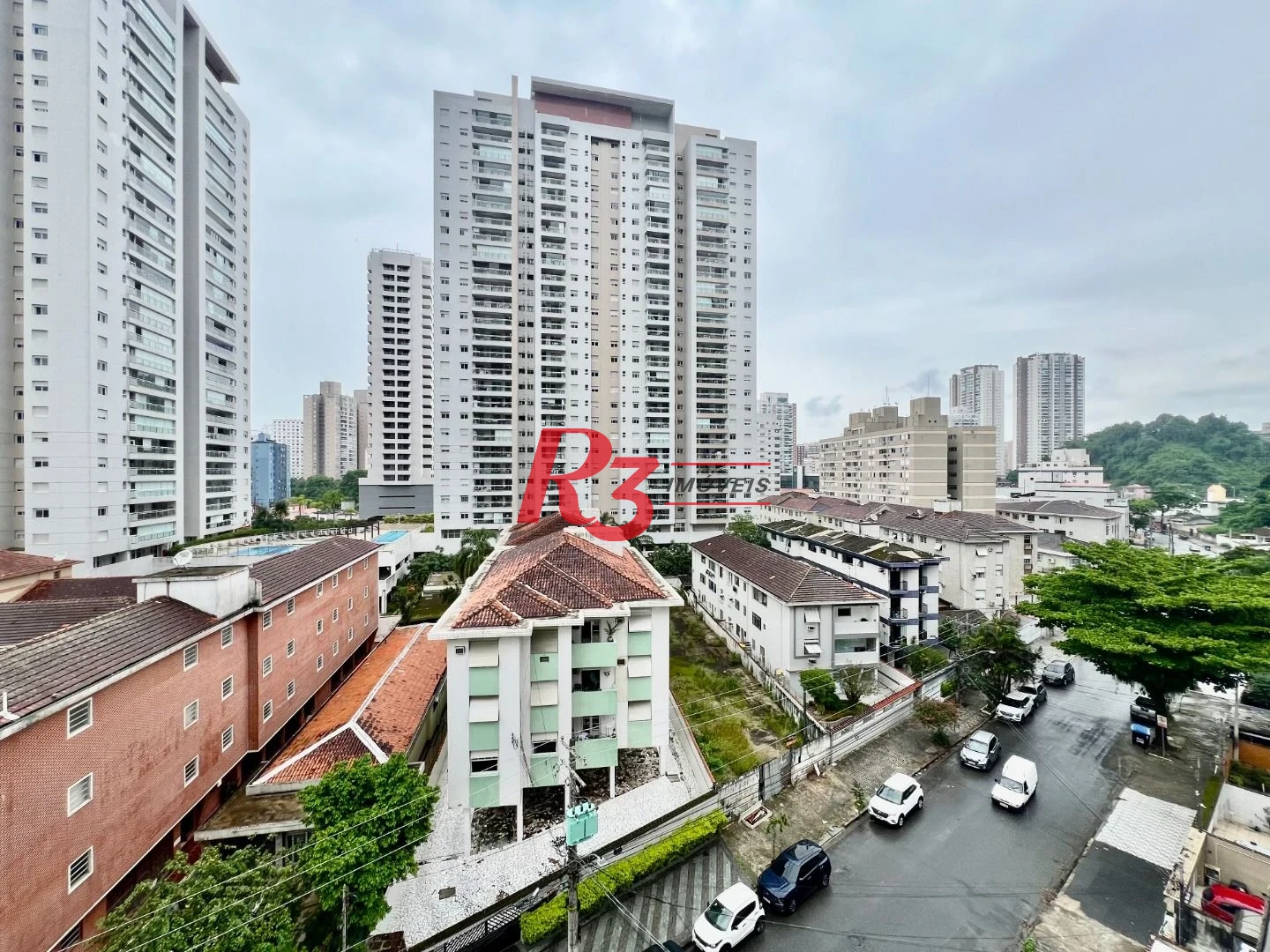 Apartamento com 2 dormitórios à venda, 68 m² por R$ 690.000,00 - Marapé - Santos/SP