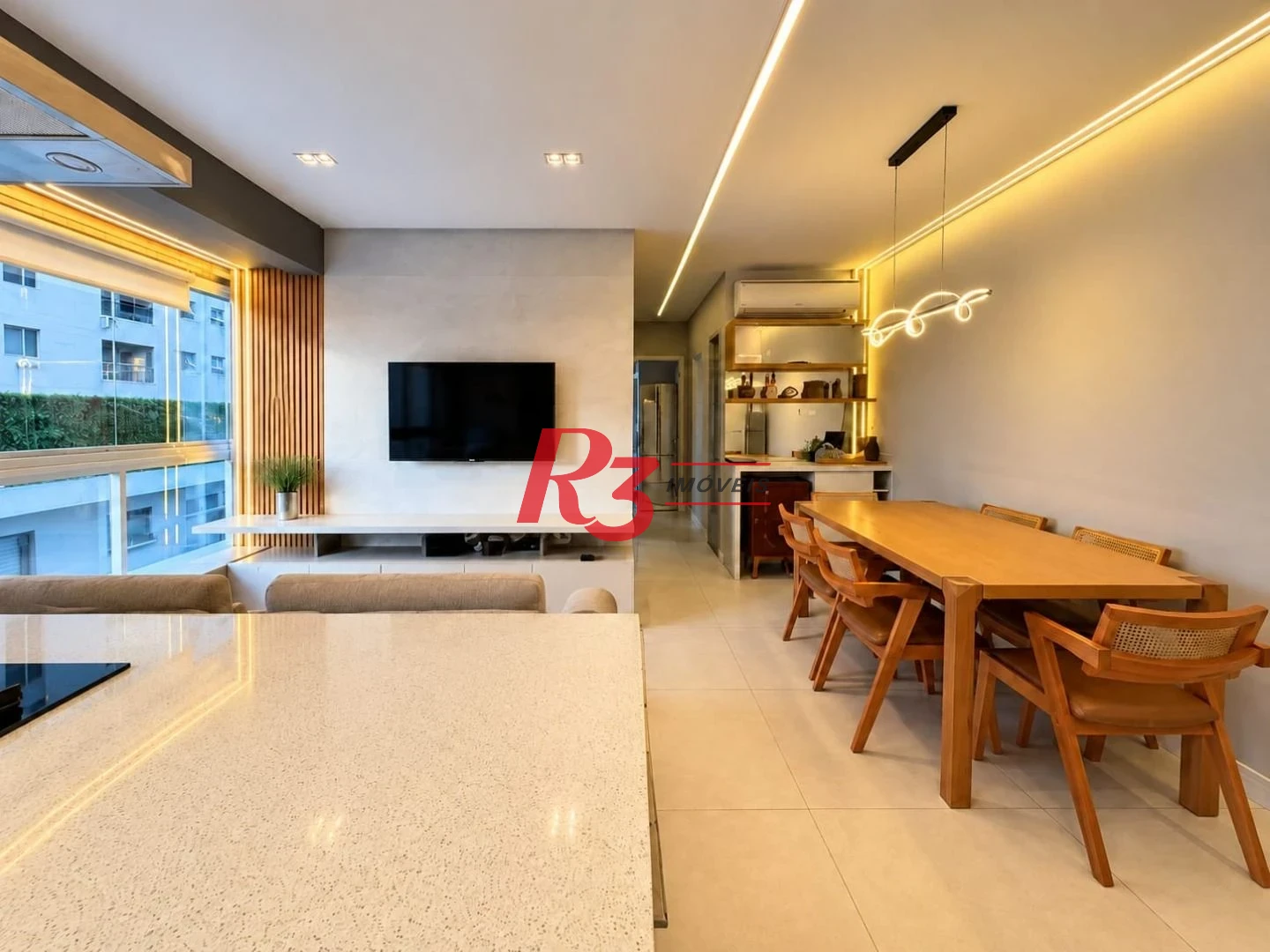 Apartamento com 2 dormitórios à venda, 63 m² por R$ 885.000,00 - Ponta da Praia - Santos/SP