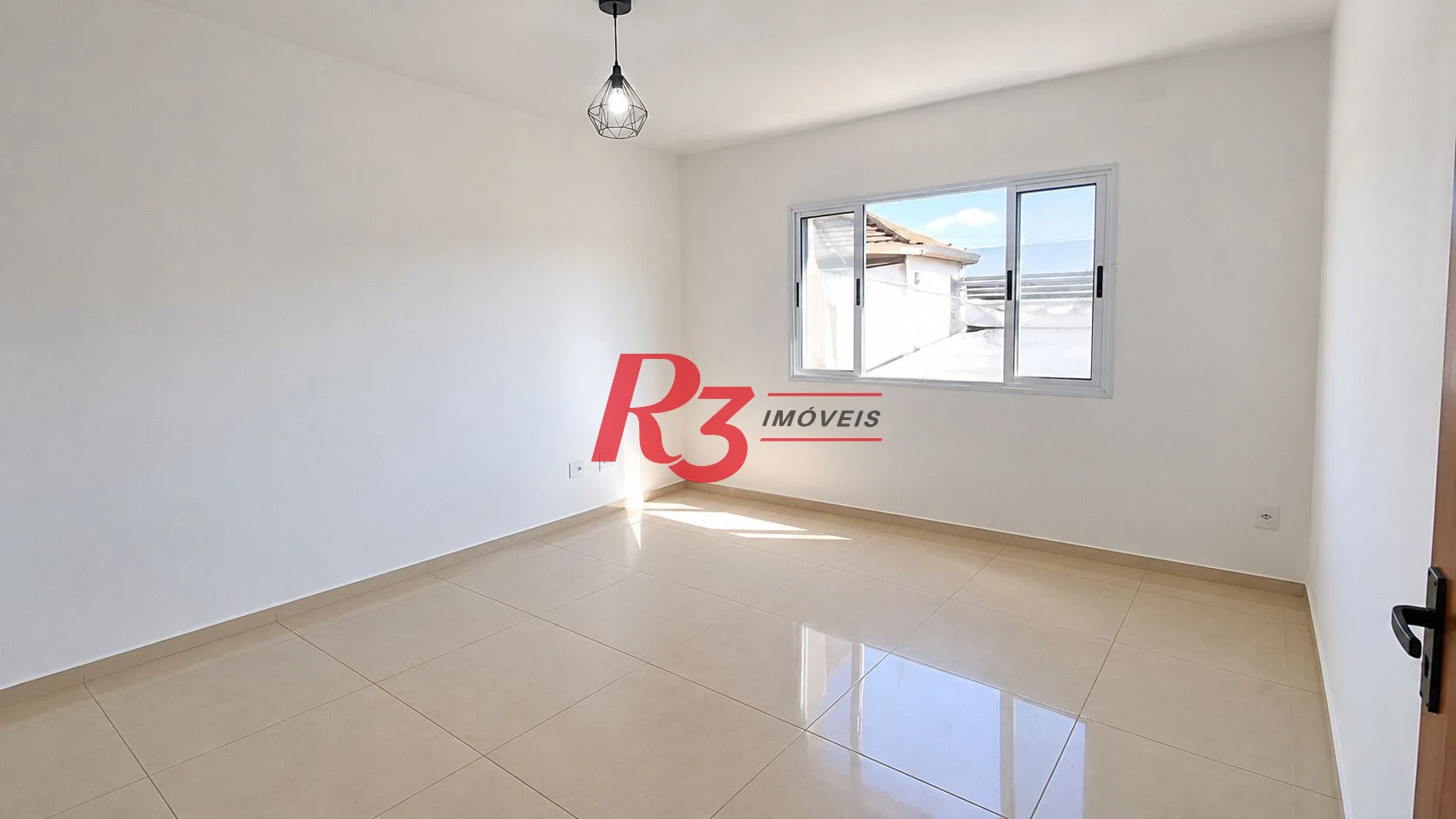 Village com 2 dormitórios à venda, 100 m² por R$ 530.000,00 - Encruzilhada - Santos/SP