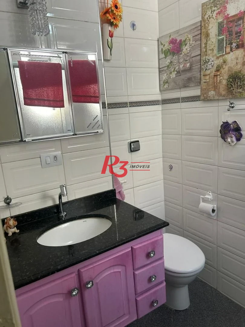 Apartamento com 2 dormitórios à venda, 85 m² por R$ 680.000,00 - Gonzaga - Santos/SP