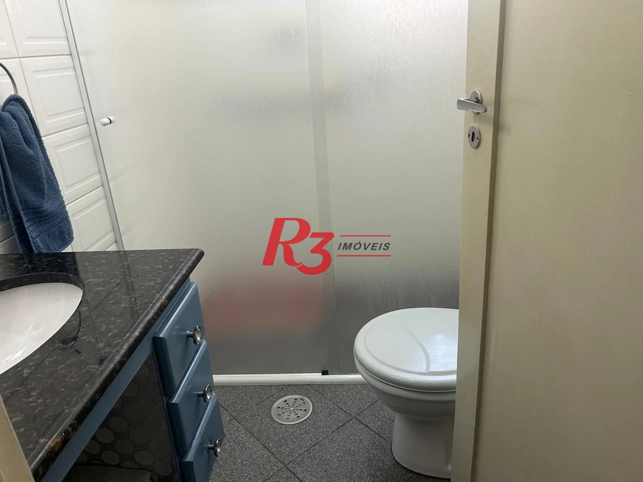 Apartamento com 2 dormitórios à venda, 85 m² por R$ 680.000,00 - Gonzaga - Santos/SP