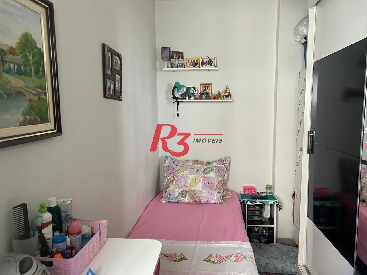 Apartamento com 2 dormitórios à venda, 85 m² por R$ 680.000,00 - Gonzaga - Santos/SP