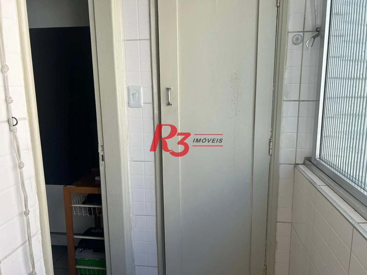 Apartamento com 2 dormitórios à venda, 85 m² por R$ 680.000,00 - Gonzaga - Santos/SP