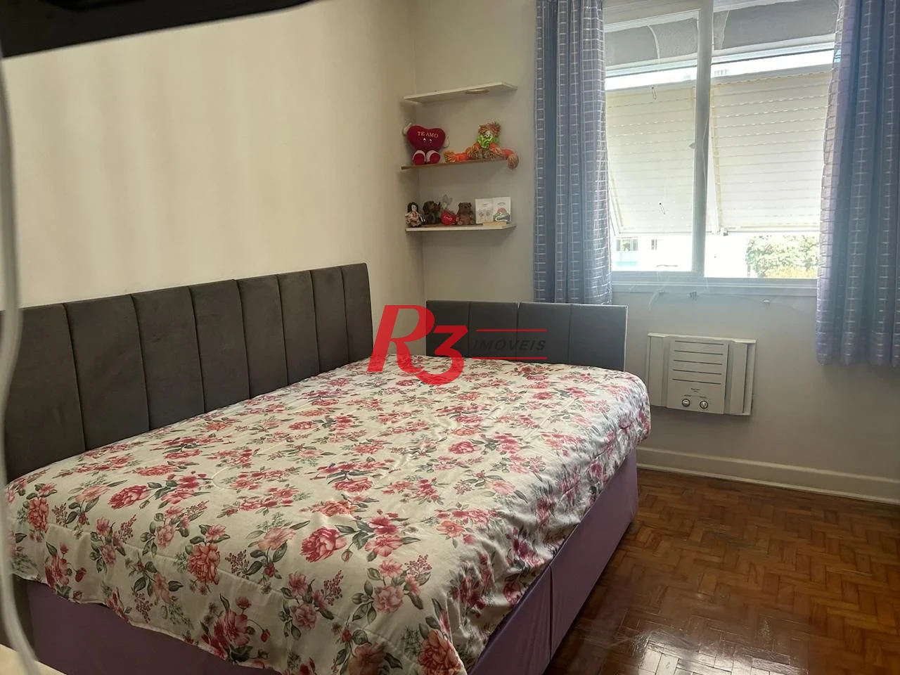 Apartamento com 2 dormitórios à venda, 85 m² por R$ 680.000,00 - Gonzaga - Santos/SP