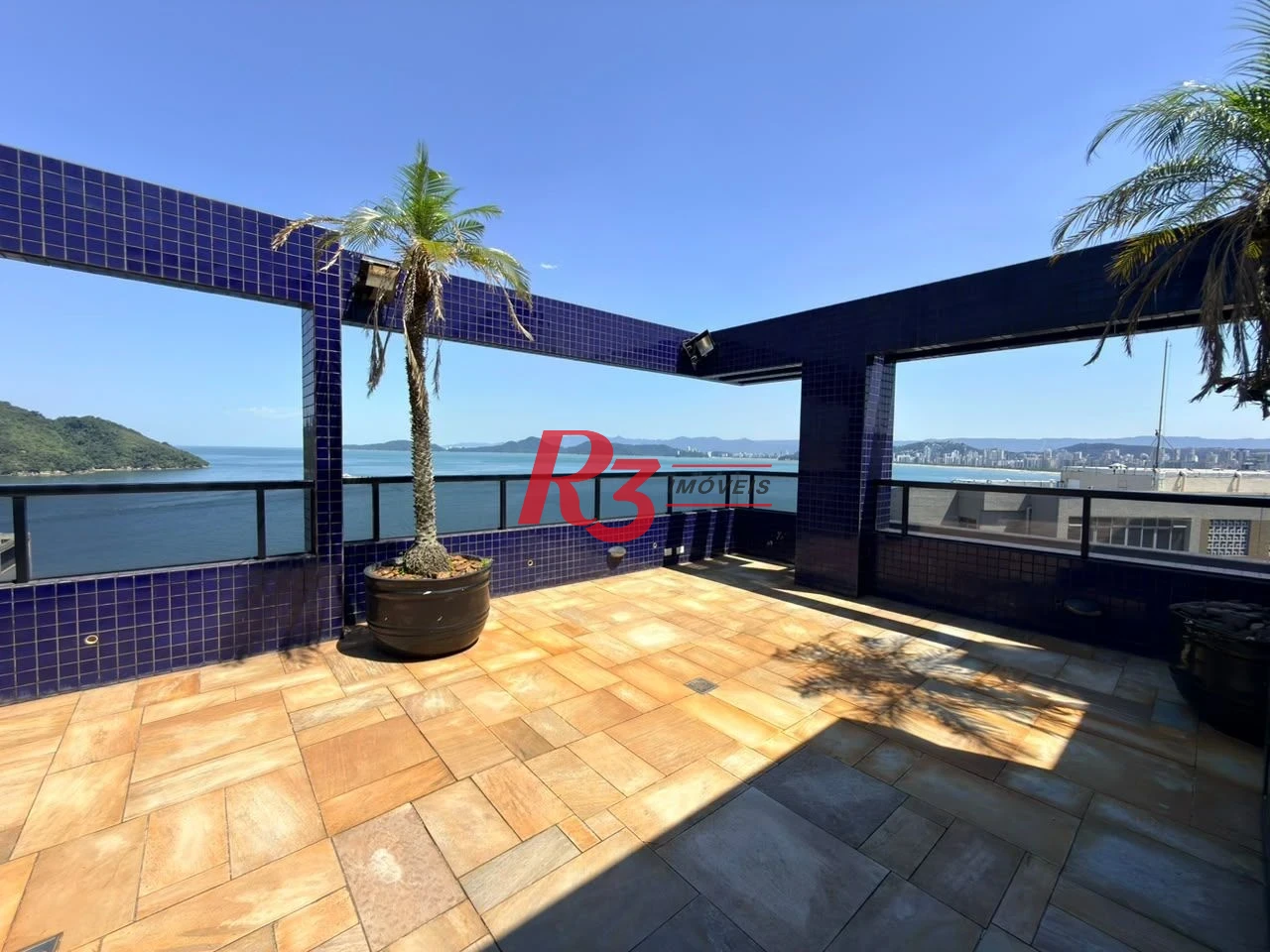 Cobertura com 3 dormitórios à venda, 400 m² por R$ 6.200.000,00 - Ponta da Praia - Santos/SP