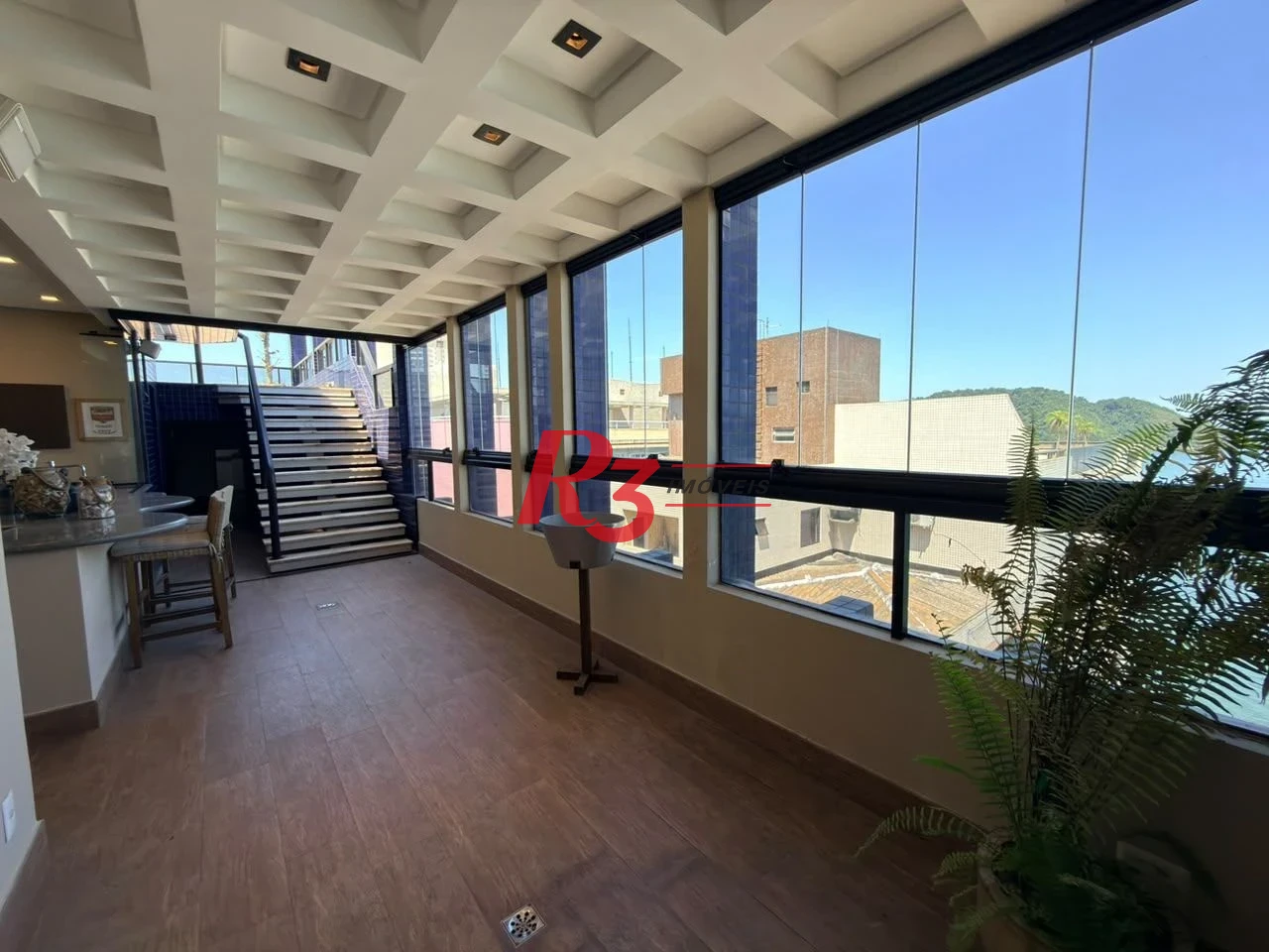 Cobertura com 3 dormitórios à venda, 400 m² por R$ 6.200.000,00 - Ponta da Praia - Santos/SP