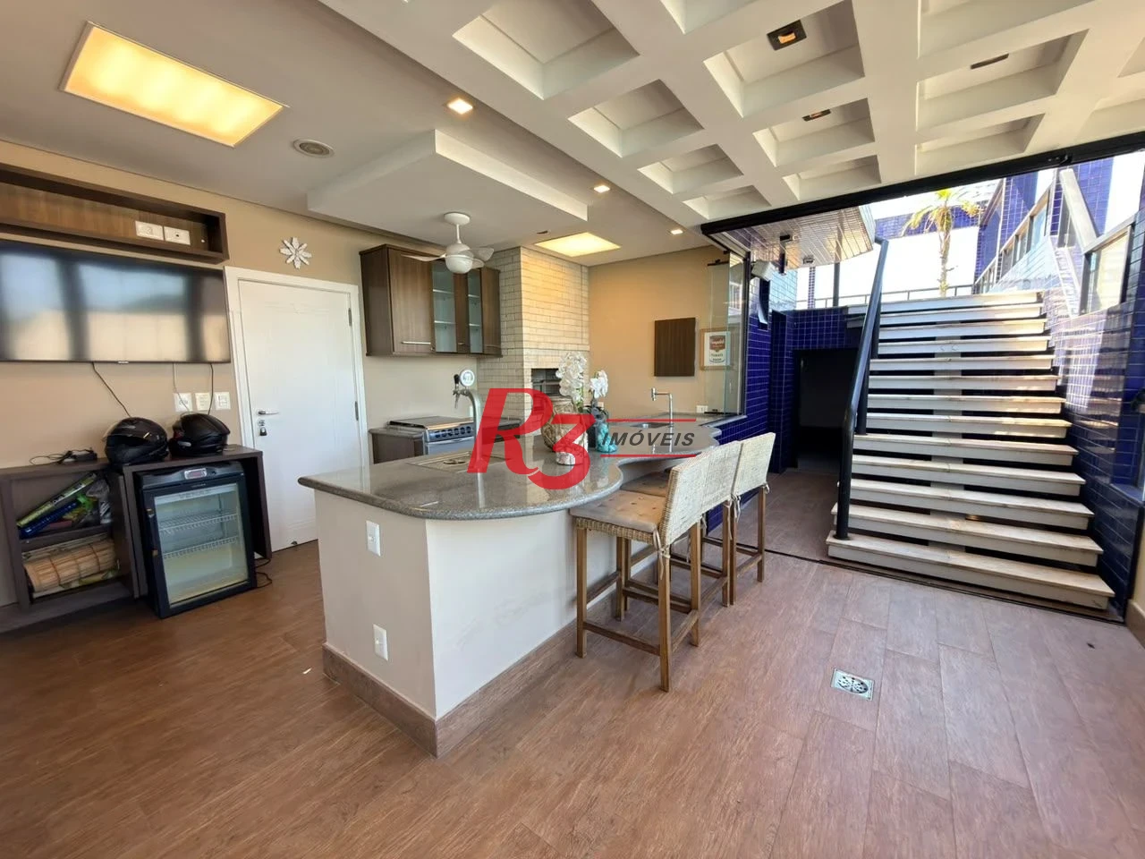 Cobertura com 3 dormitórios à venda, 400 m² por R$ 6.200.000,00 - Ponta da Praia - Santos/SP
