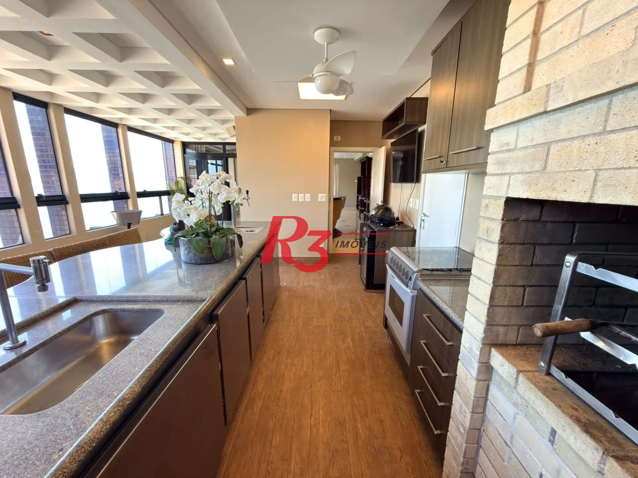Cobertura com 3 dormitórios à venda, 400 m² por R$ 6.200.000,00 - Ponta da Praia - Santos/SP