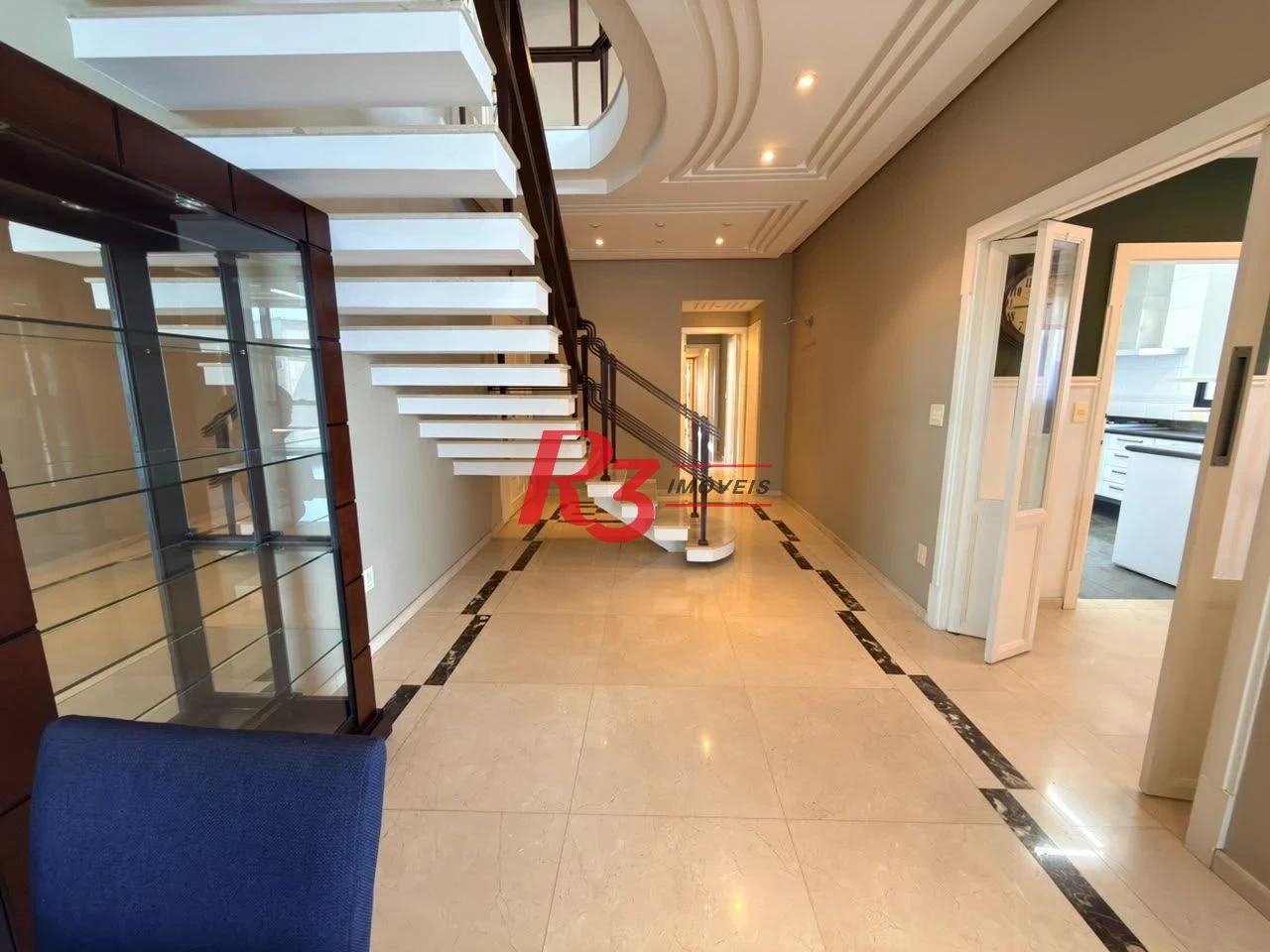 Cobertura com 3 dormitórios à venda, 400 m² por R$ 6.200.000,00 - Ponta da Praia - Santos/SP