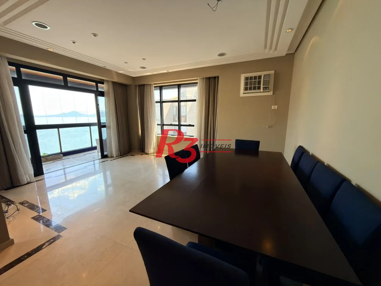 Cobertura com 3 dormitórios à venda, 400 m² por R$ 6.200.000,00 - Ponta da Praia - Santos/SP
