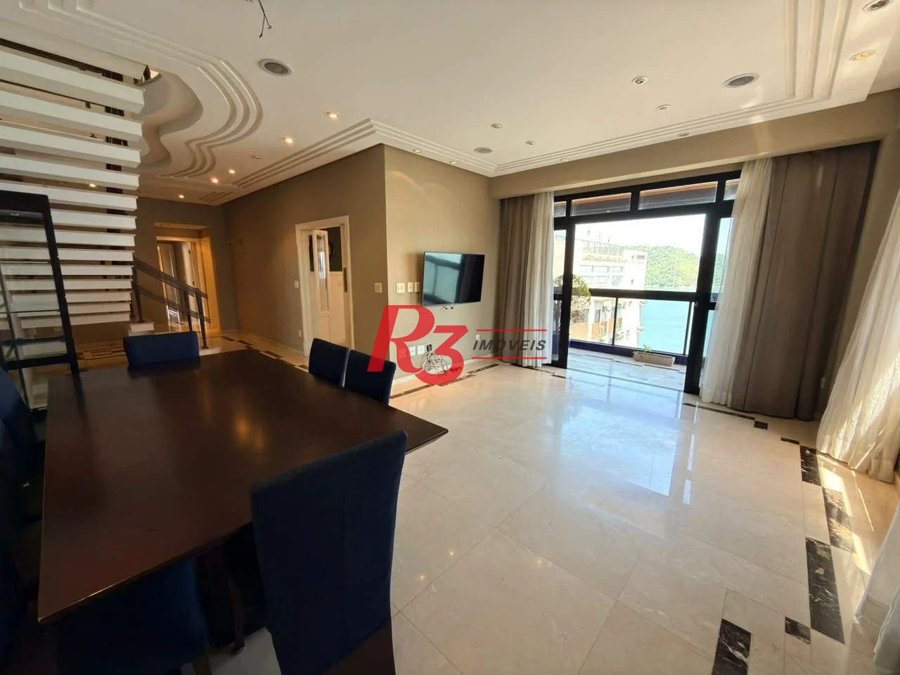 Cobertura com 3 dormitórios à venda, 400 m² por R$ 6.200.000,00 - Ponta da Praia - Santos/SP