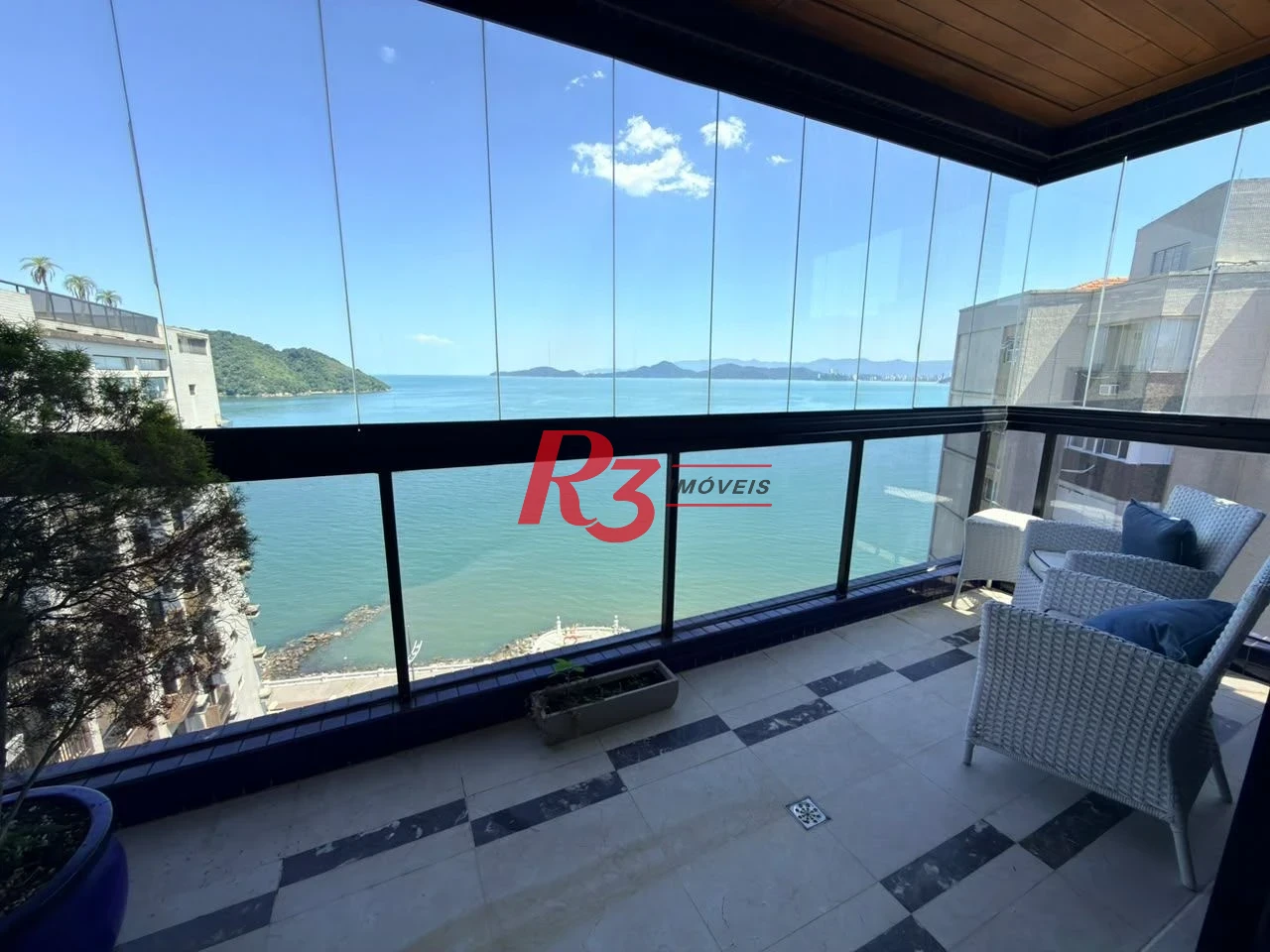 Cobertura com 3 dormitórios à venda, 400 m² por R$ 6.200.000,00 - Ponta da Praia - Santos/SP
