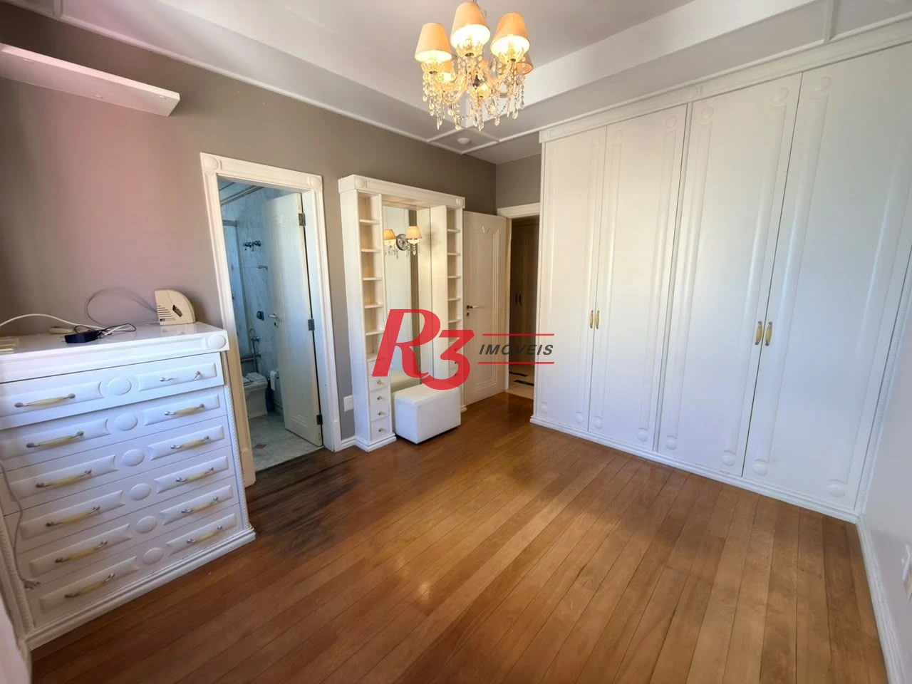 Cobertura com 3 dormitórios à venda, 400 m² por R$ 6.200.000,00 - Ponta da Praia - Santos/SP