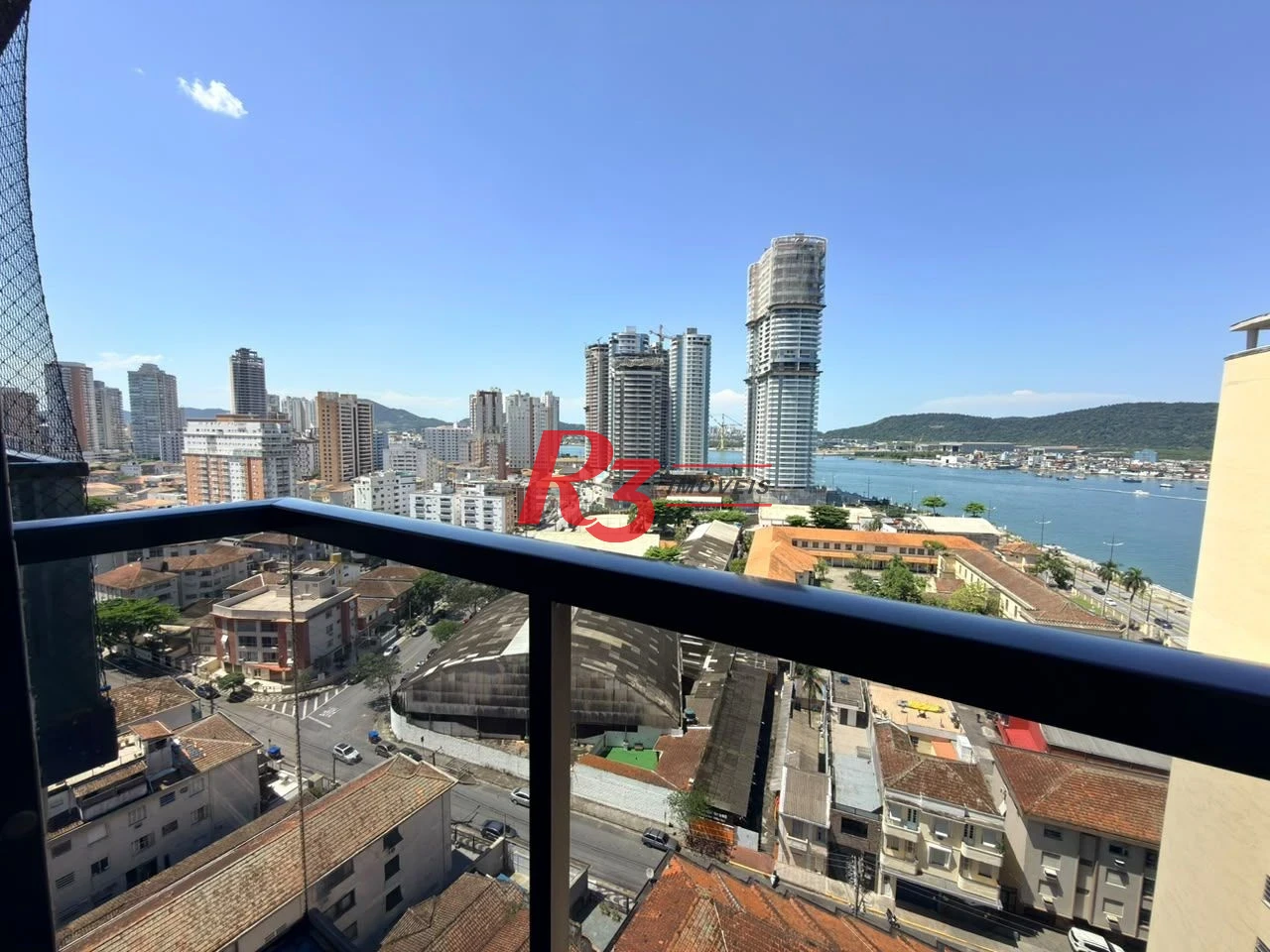 Cobertura com 3 dormitórios à venda, 400 m² por R$ 6.200.000,00 - Ponta da Praia - Santos/SP